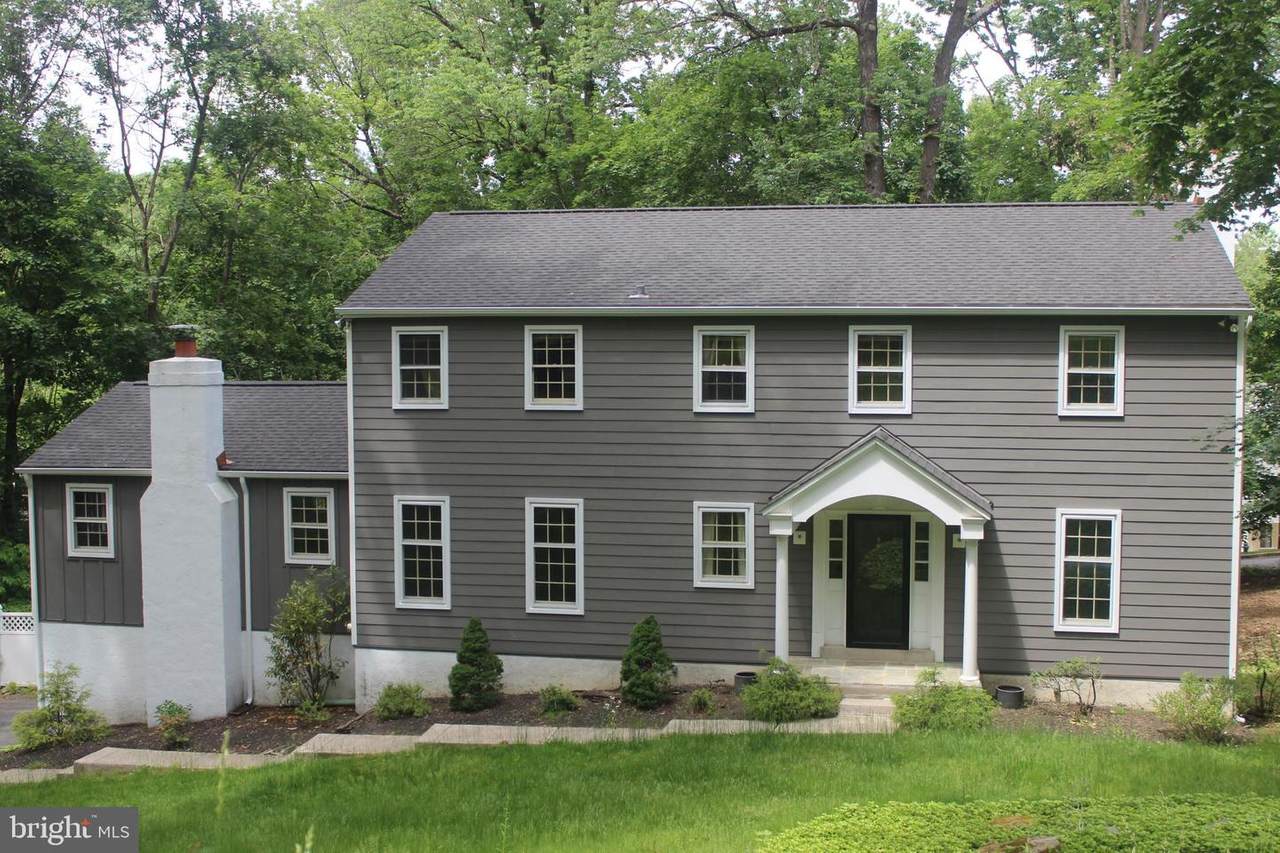 303 French Road - Photo 1