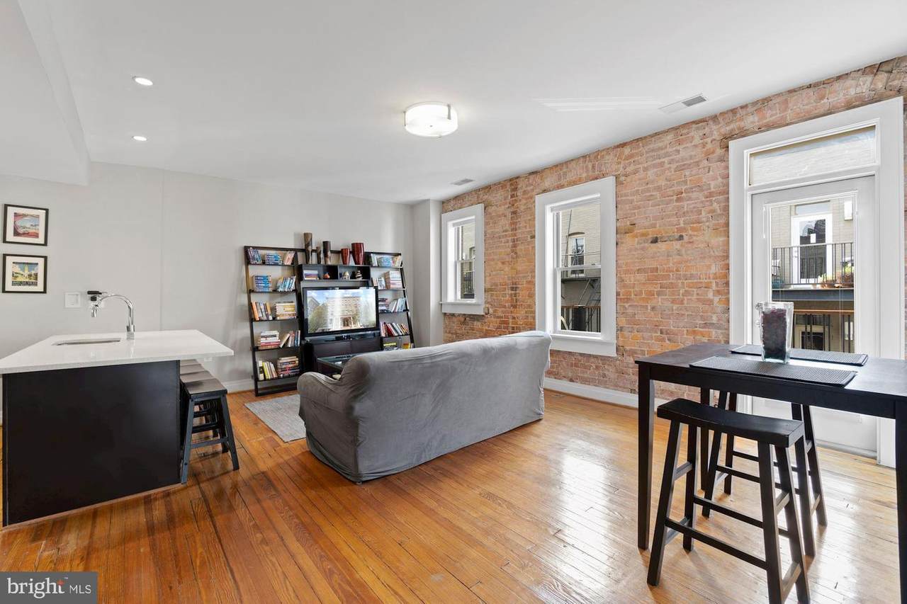 1801 Wyoming Avenue - Photo 1
