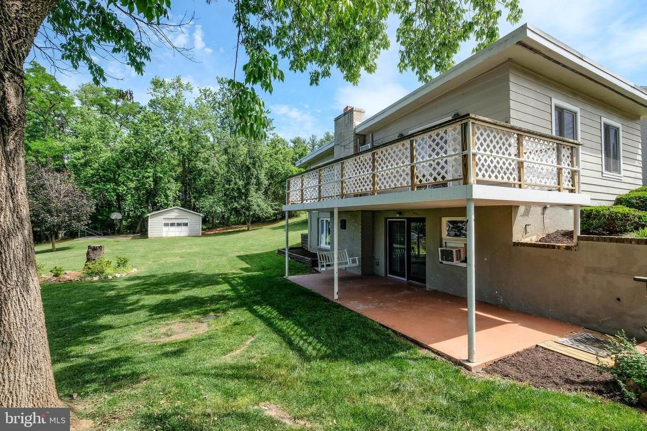 914 Braxton Road - Photo 1