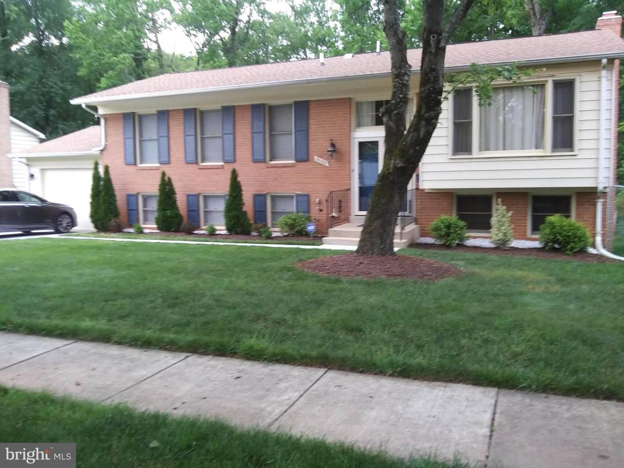 9528 Elvis Lane - Photo 1