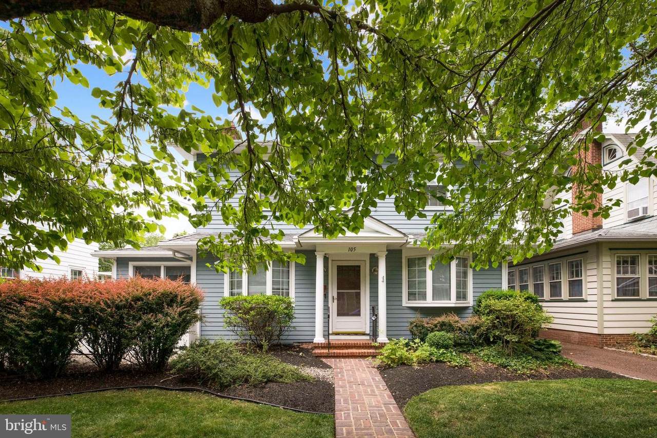 105 Ridgeway Street - Photo 1