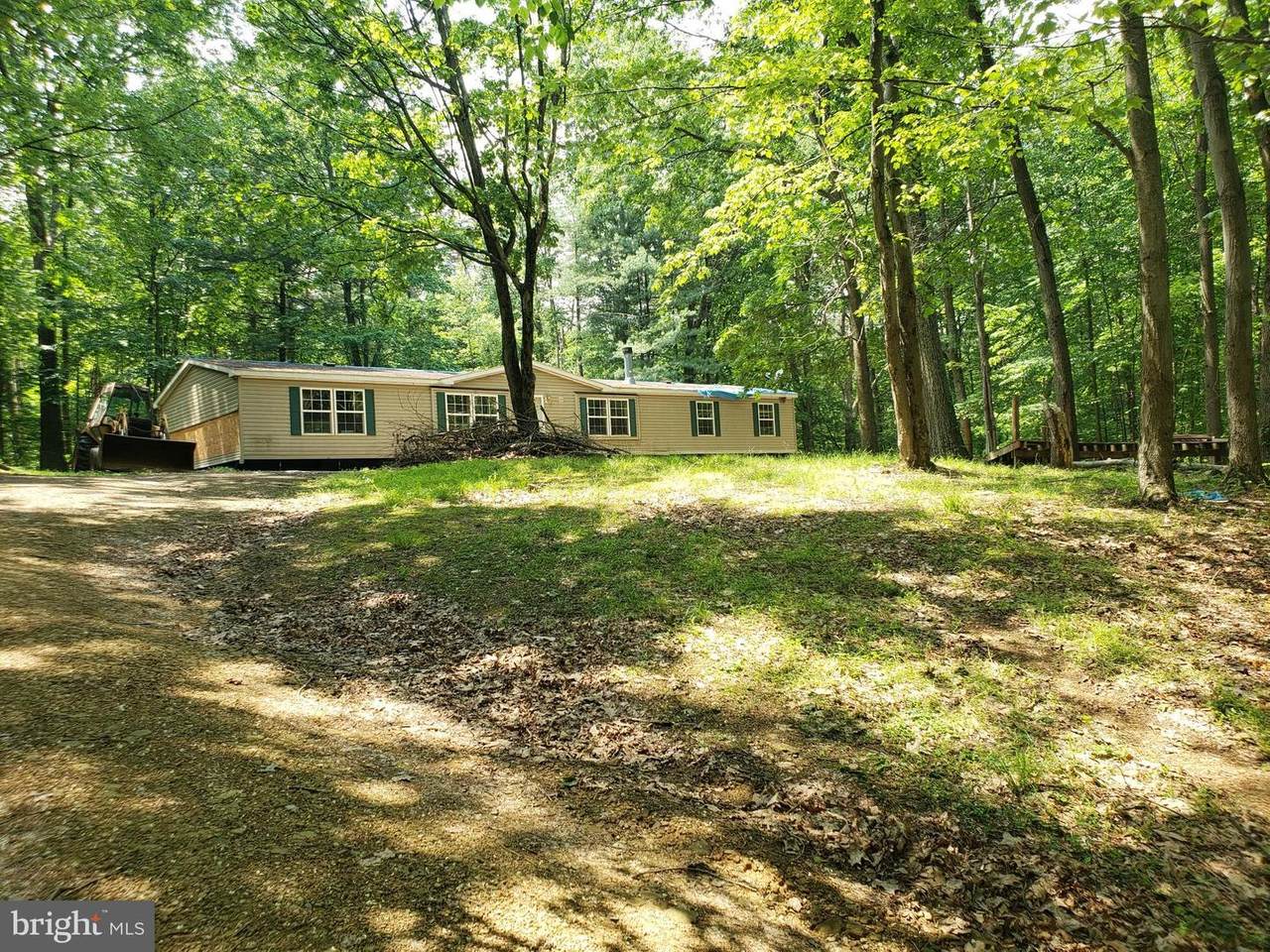 43 Bostwick Ln - Photo 1