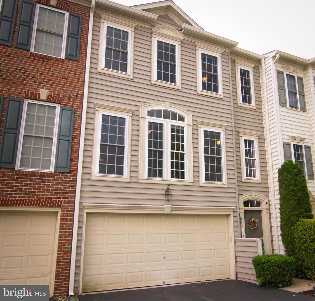 16 Brower Lane - Photo 1