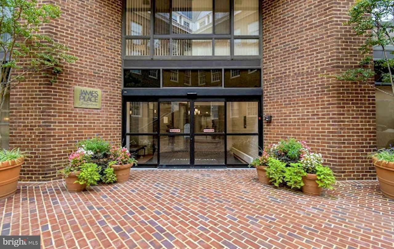 1077 30TH Street - Photo 1