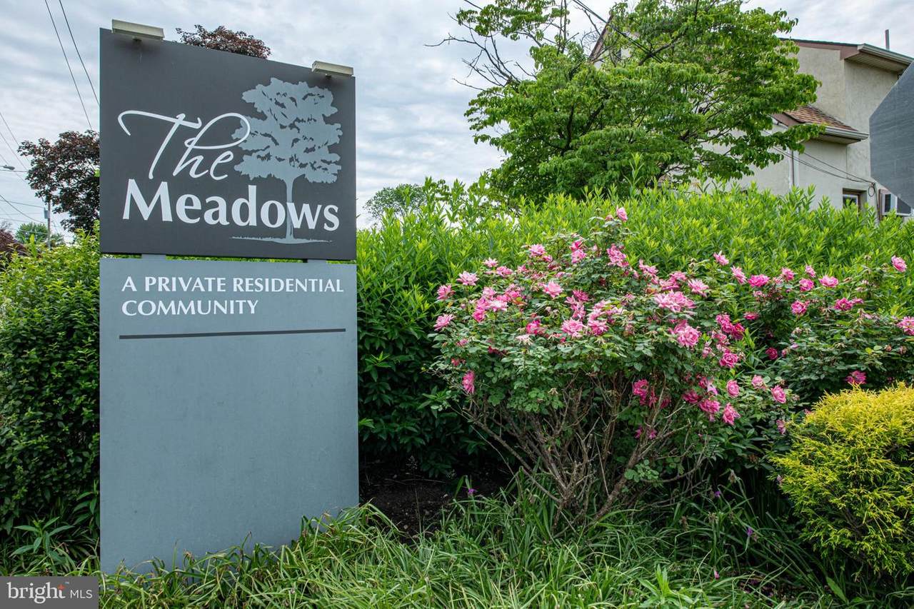 614 Meadowview Lane - Photo 1