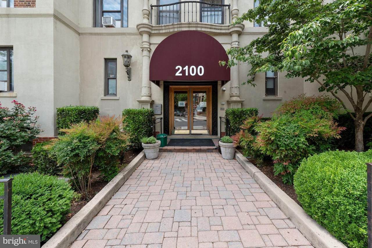 2100 19TH Street - Photo 1