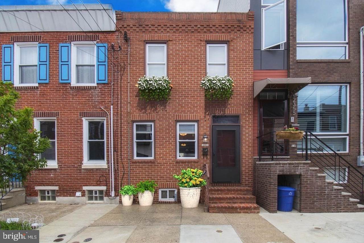 2353 Boston Street - Photo 1