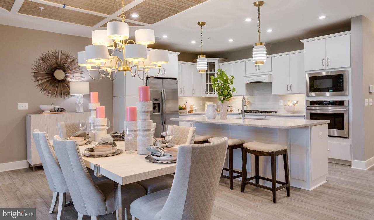 4000 Heron's Nest Way - Photo 1