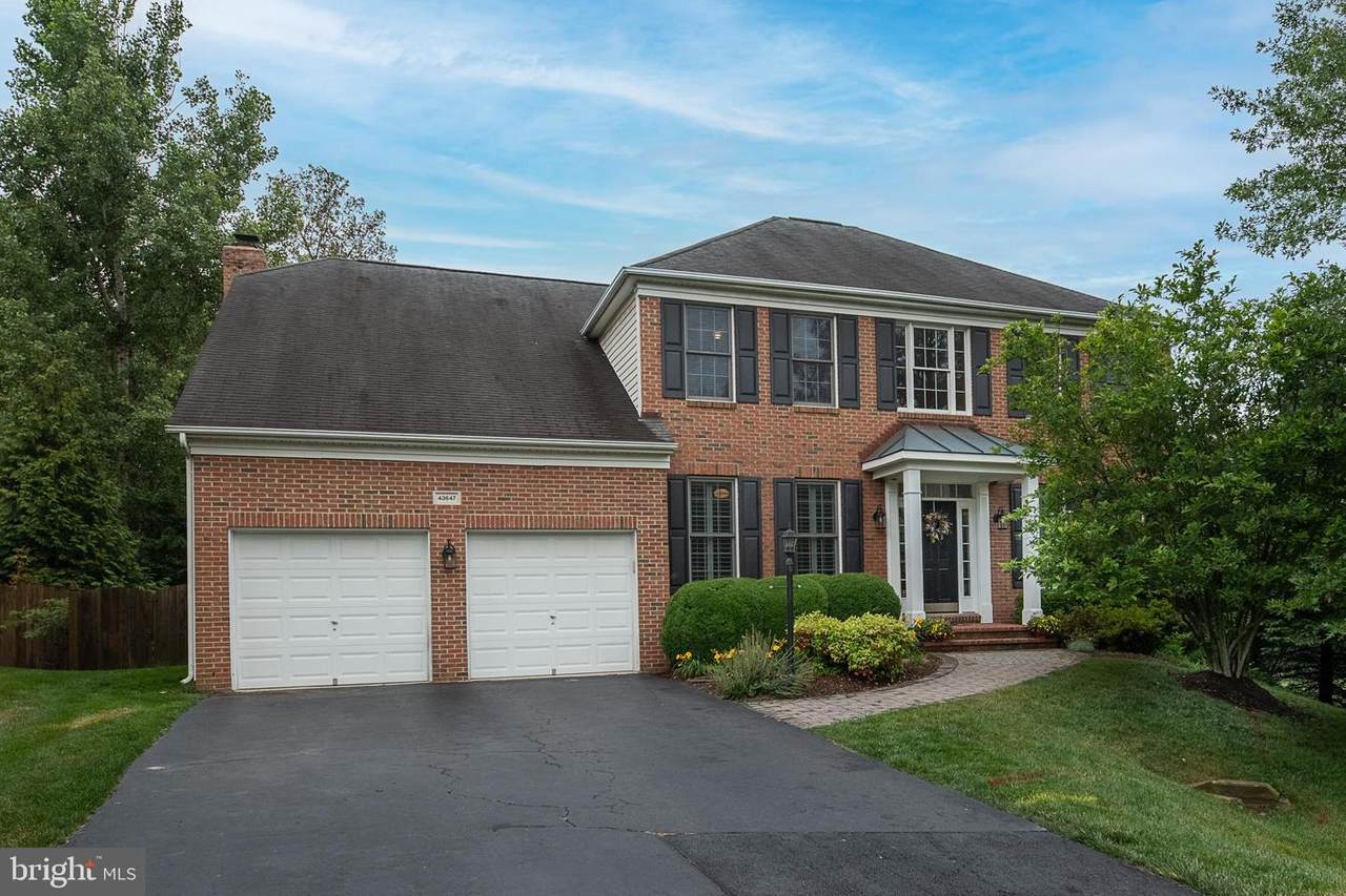 43647 Glen Castle Court - Photo 1
