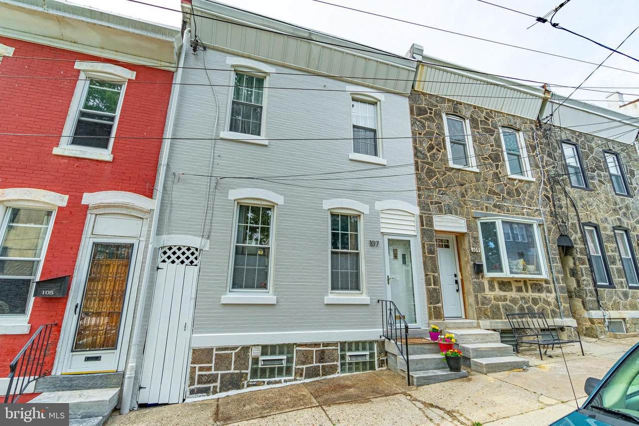 107 Salaignac Street - Photo 1