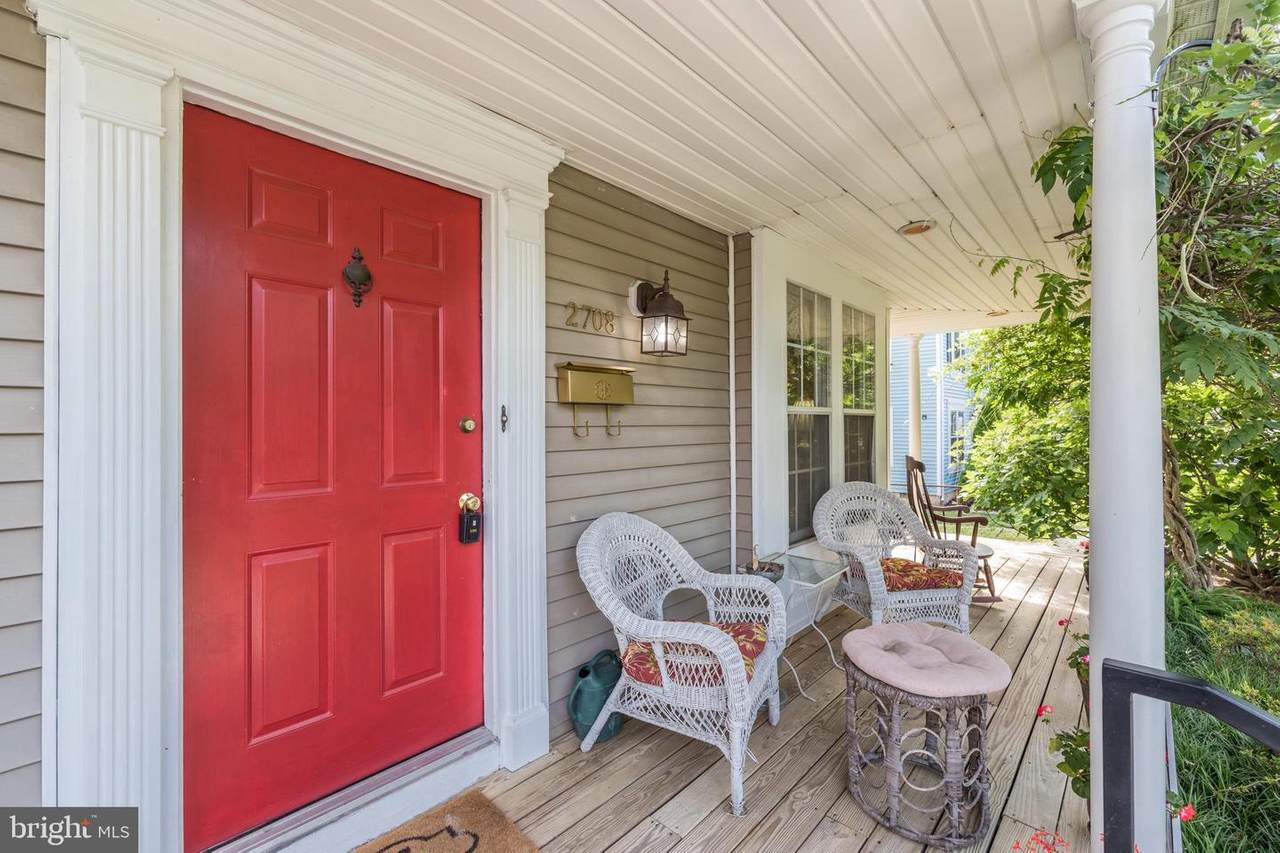 2708 Side Drive - Photo 1