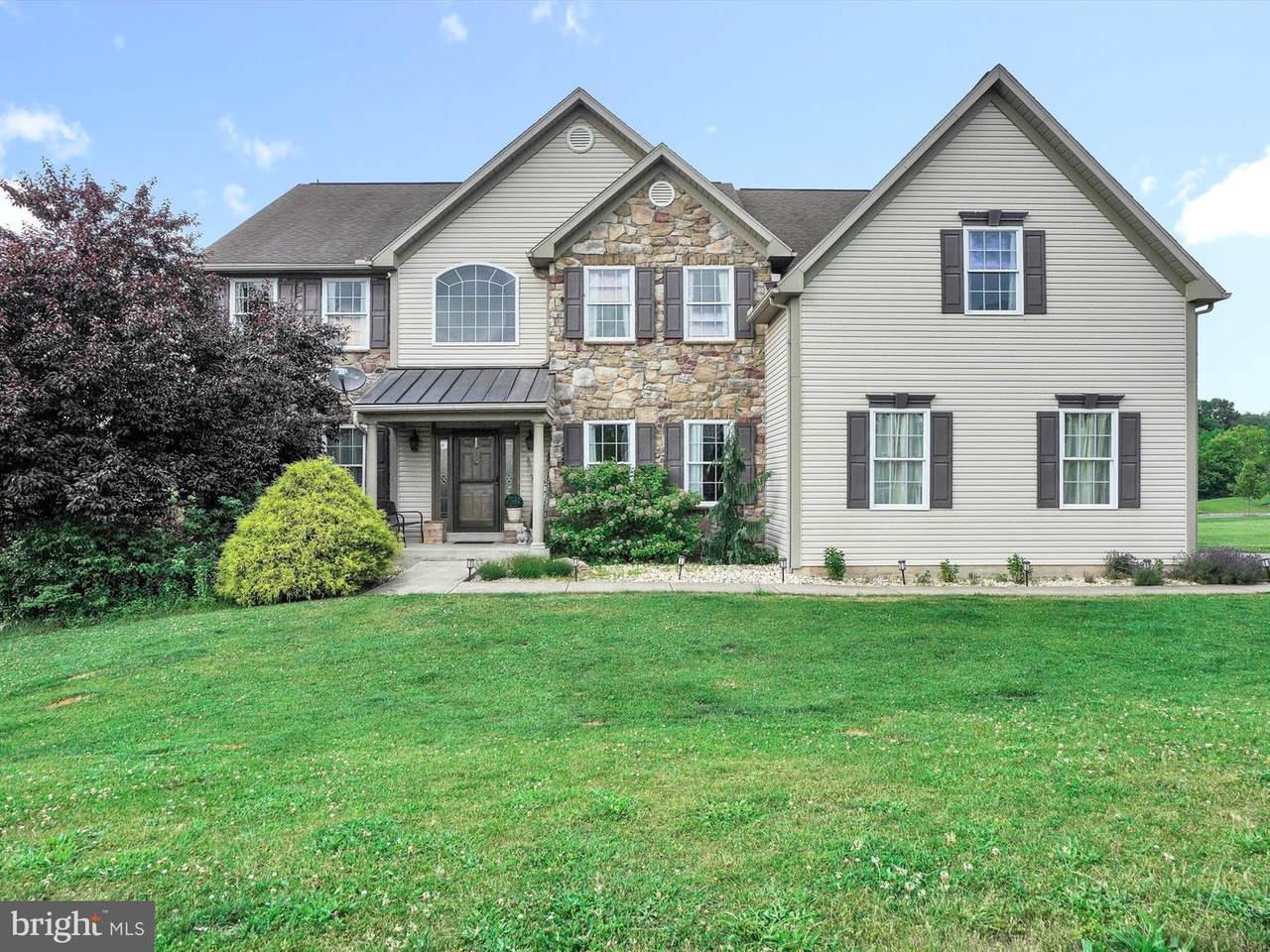 3038 Ridgeview Drive - Photo 1