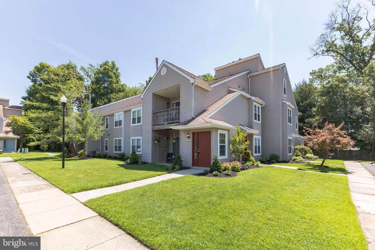 2104 Tanglewood Court - Photo 1
