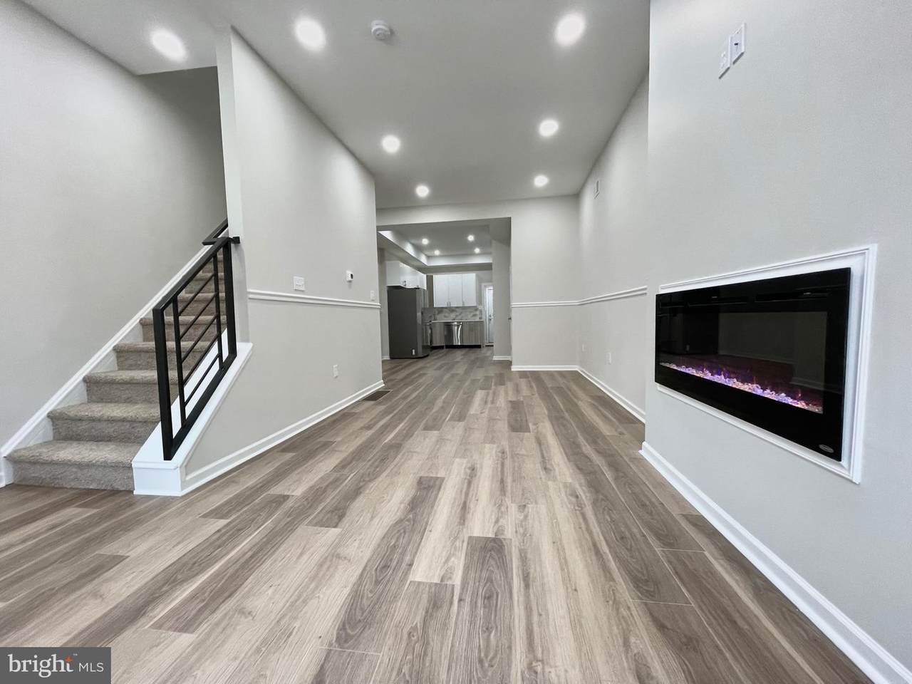 2317 Nicholas Street - Photo 1