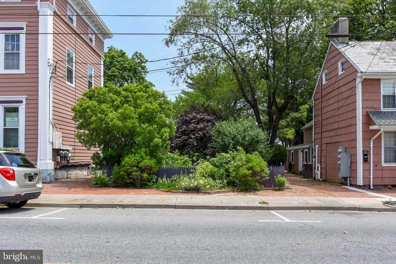 113 Walnut - Photo 1