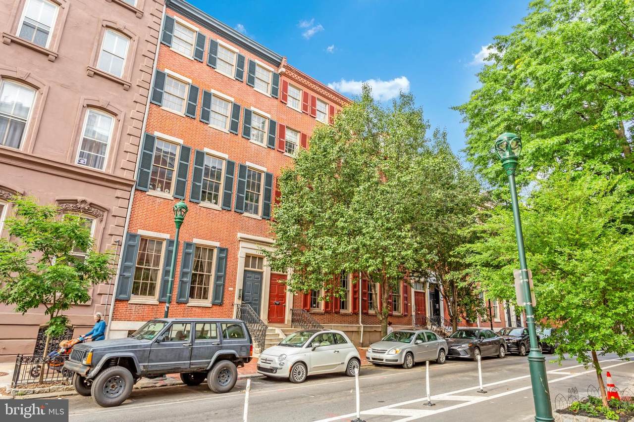 1029-33 Spruce Street - Photo 1