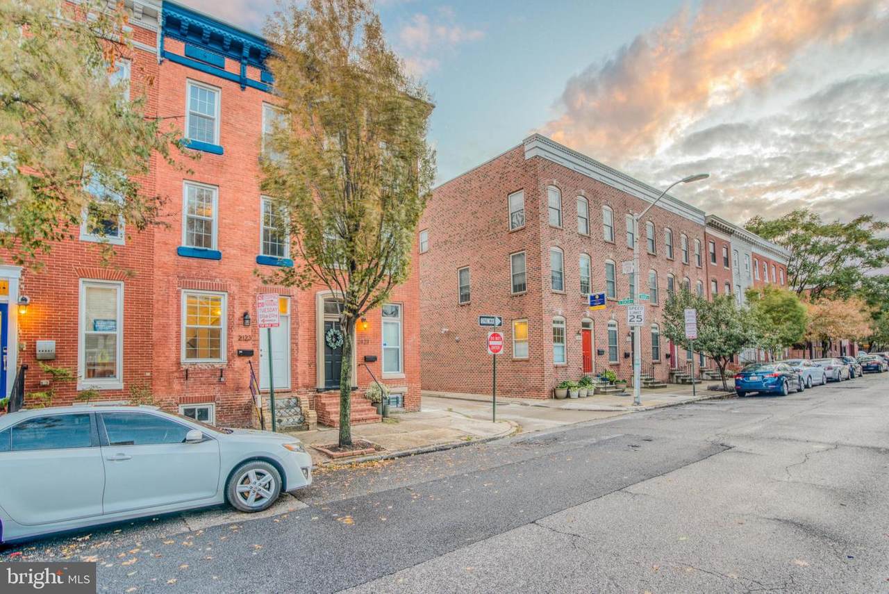 2123 Fairmount Avenue - Photo 1