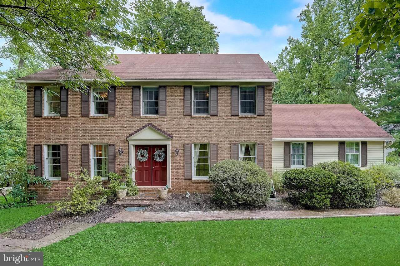 12 Oak Tree Court - Photo 1