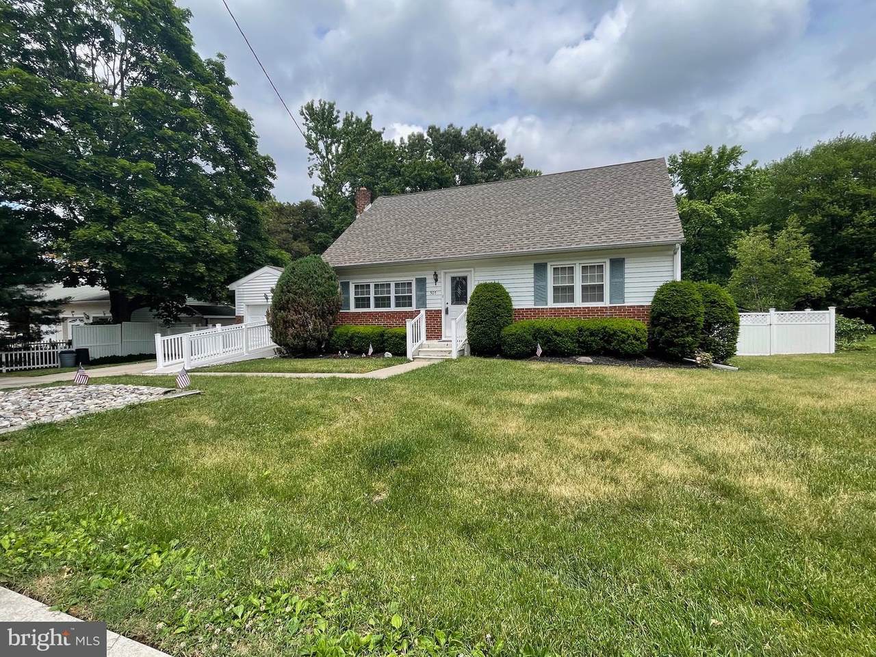 505 Deer Road - Photo 1
