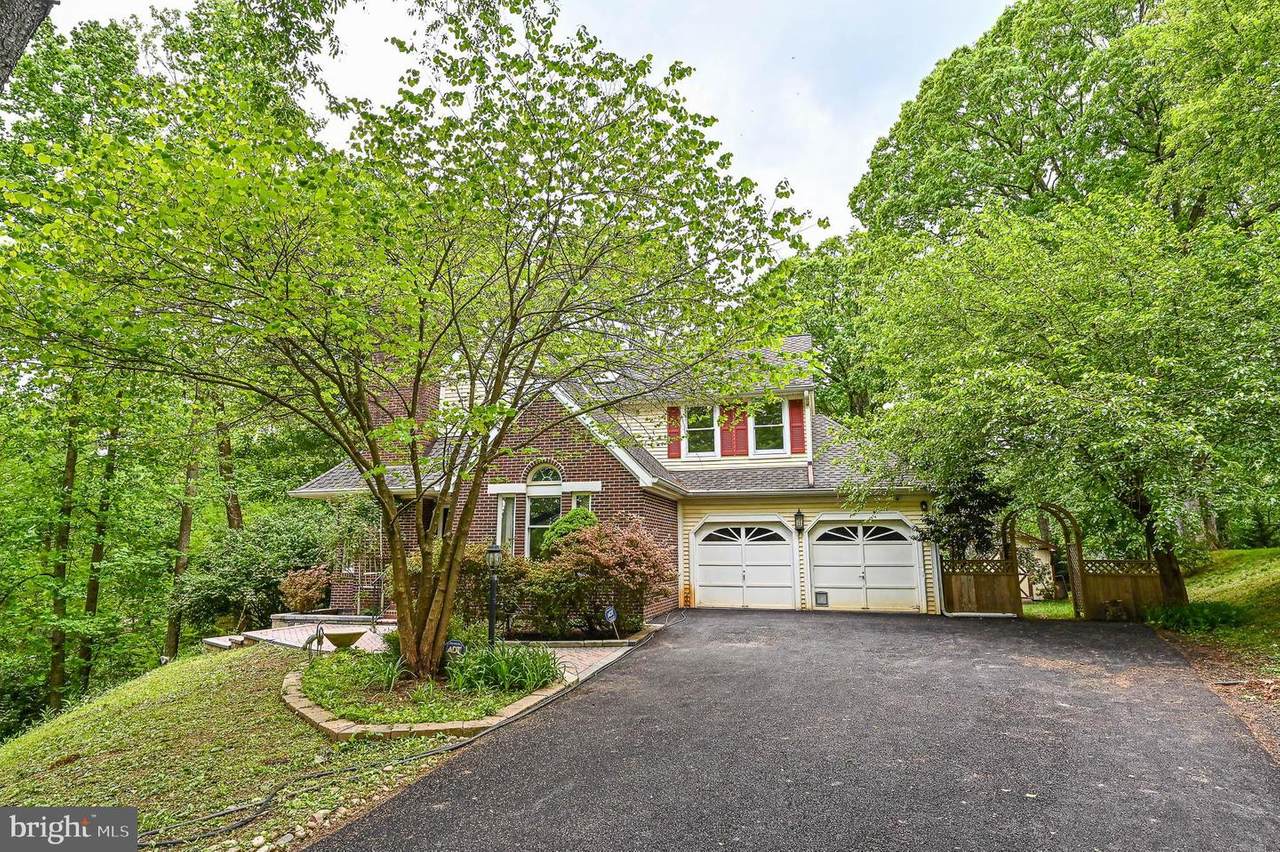 11619 Valley Road - Photo 1