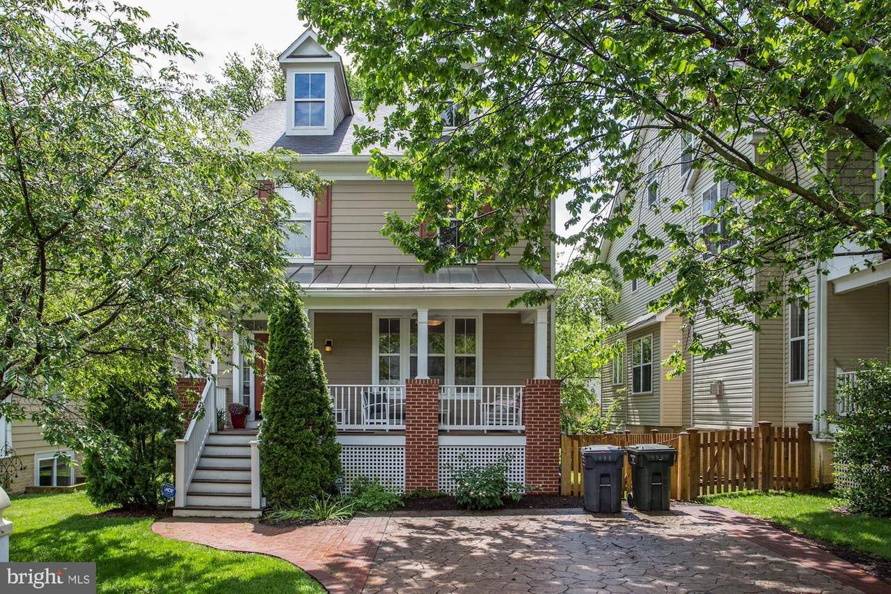 1111 Lincoln Avenue - Photo 1