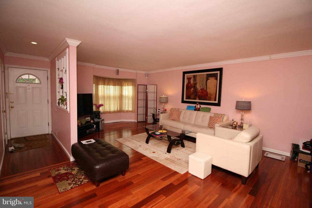 7719 Hiawatha Lane - Photo 1