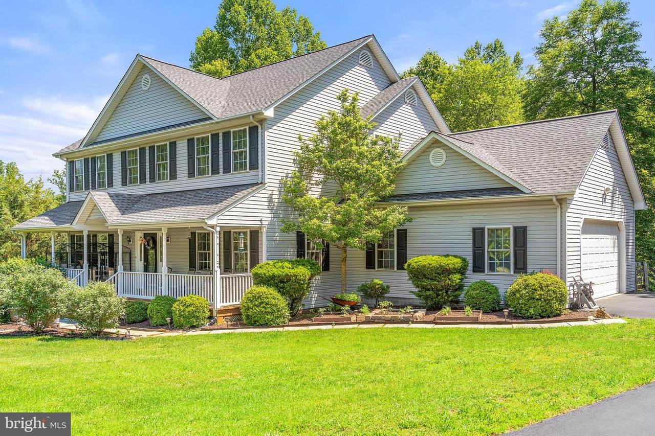 7437 Whisperwood Drive - Photo 1