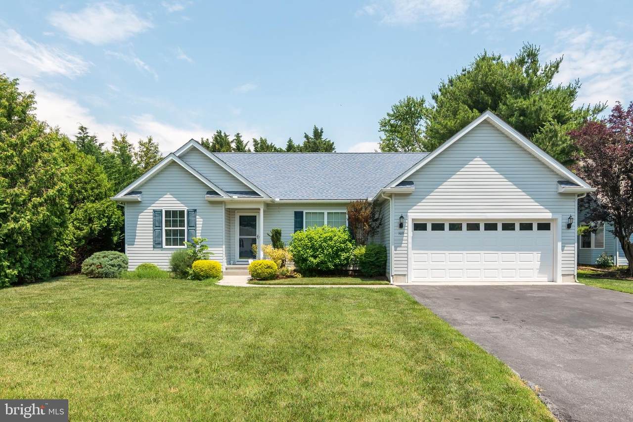 103 Breezewood Drive - Photo 1
