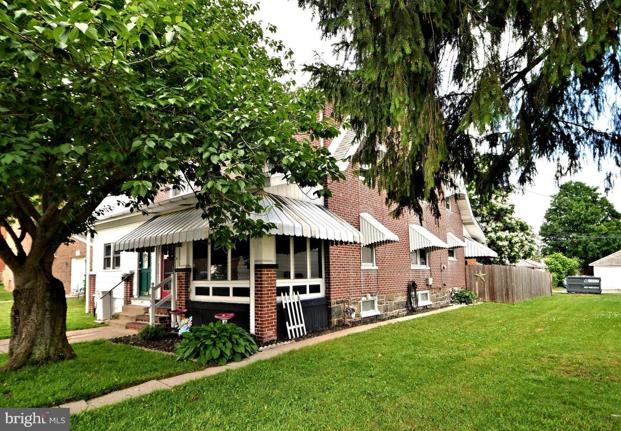 809 2ND Street - Photo 1