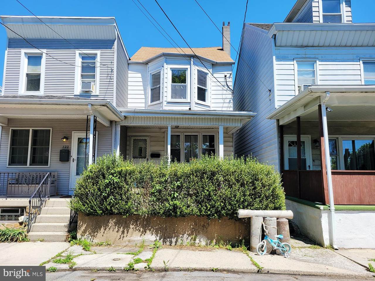 720 Seneca Street - Photo 1