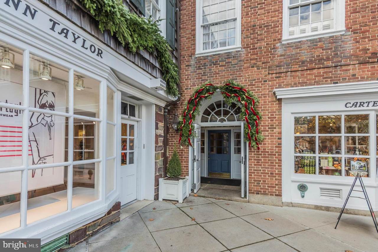 25 Palmer Sq W - Photo 1