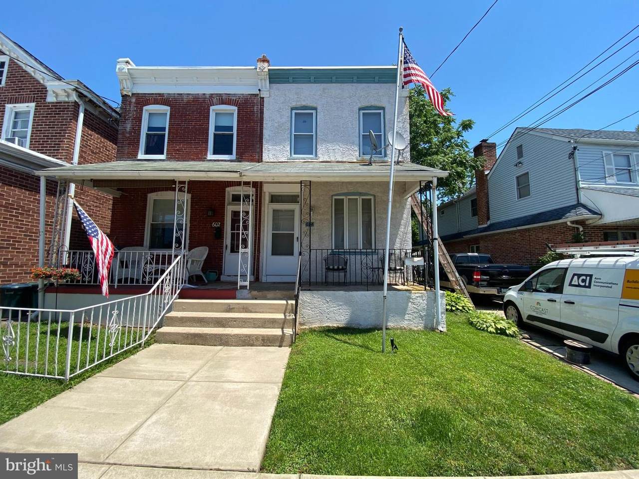 604 Maddock Street - Photo 1
