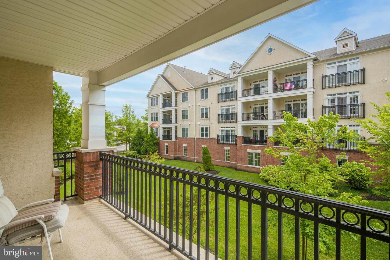 126 Plaza Grande - Photo 1