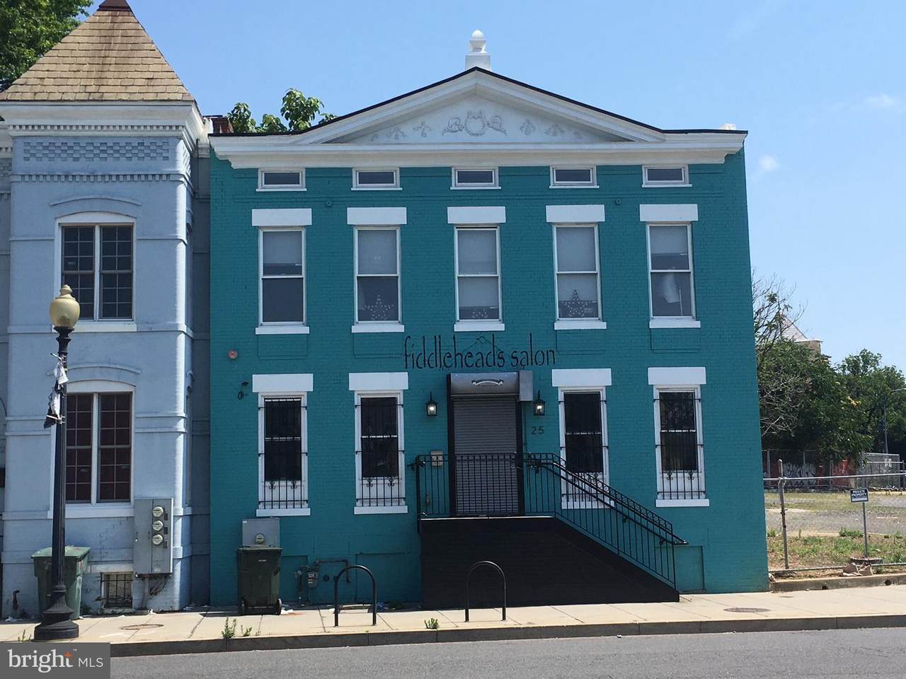 25 Florida Avenue - Photo 1