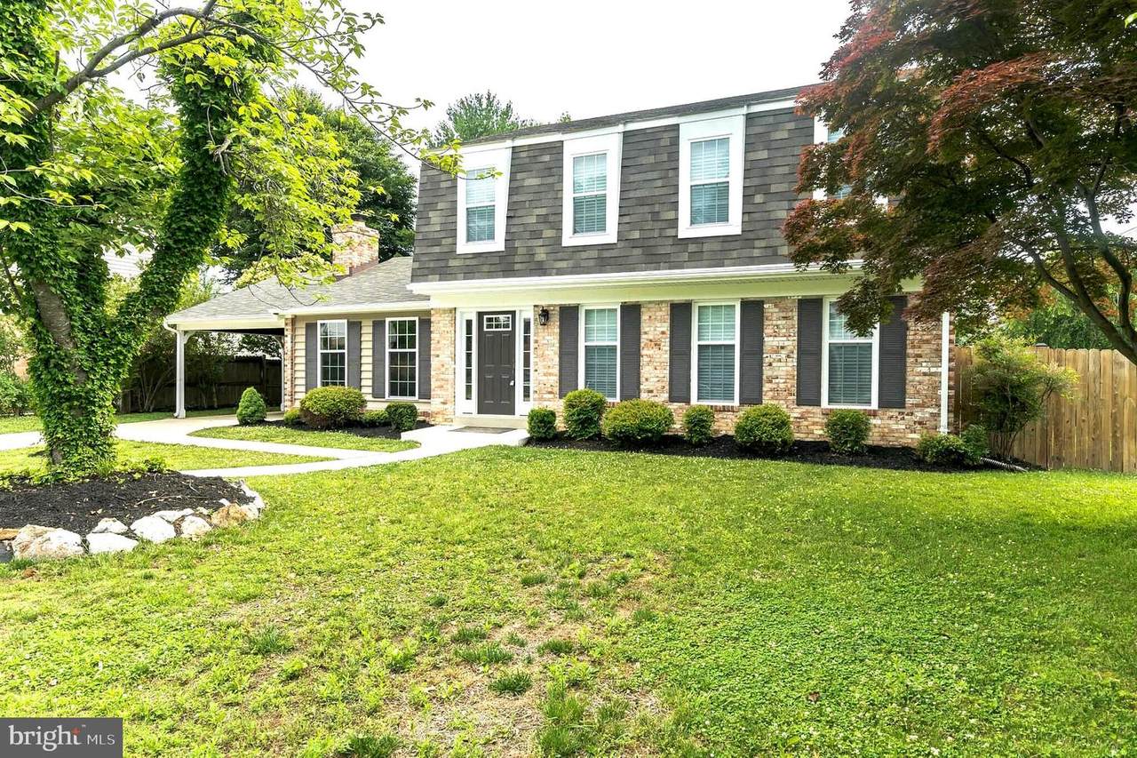 9316 Pine View Lane - Photo 1