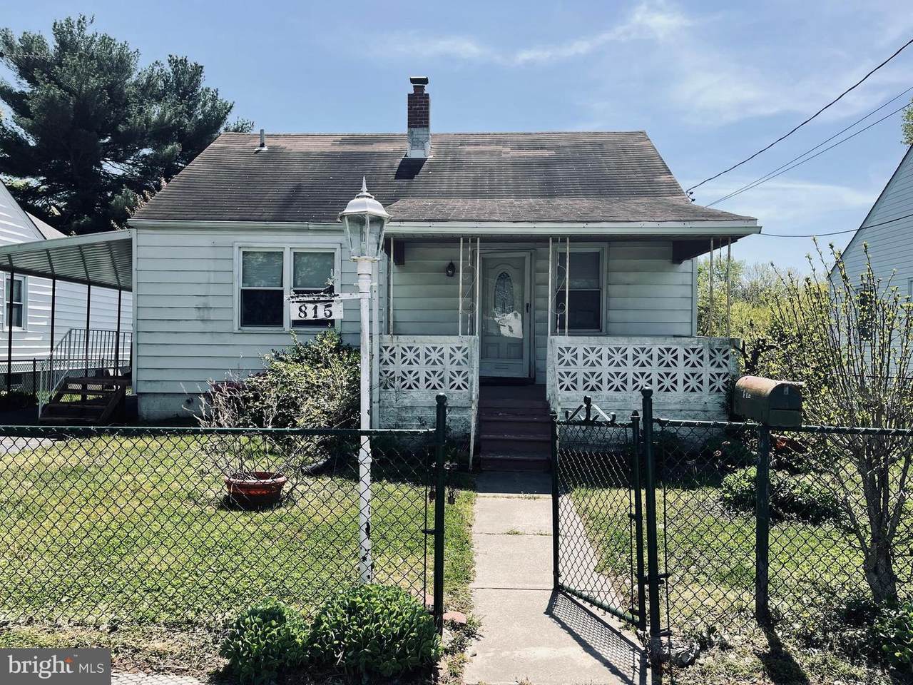 815 Woodlynn Road - Photo 1
