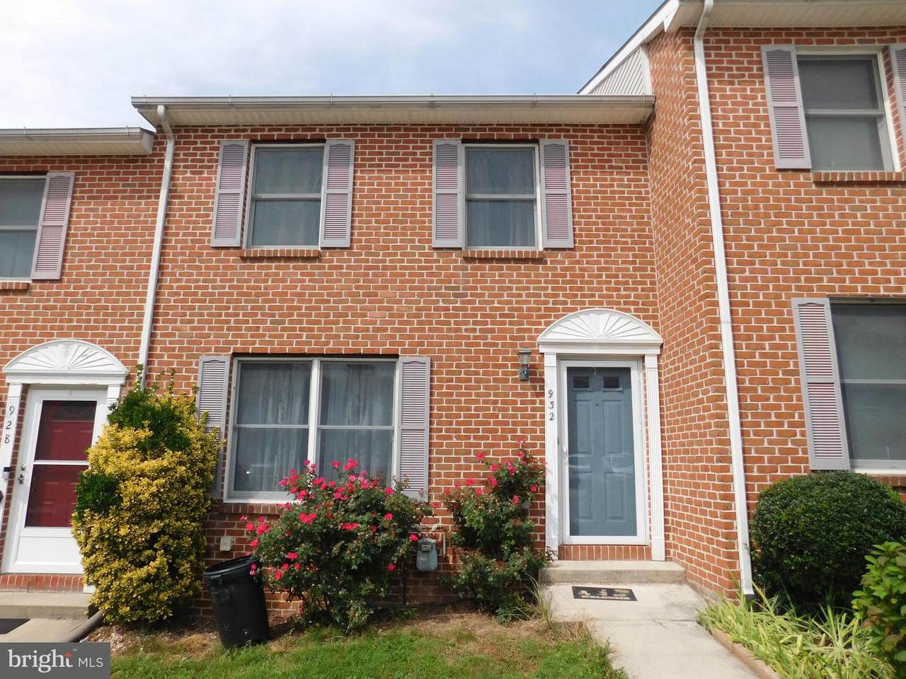 932 Monroe Street - Photo 1