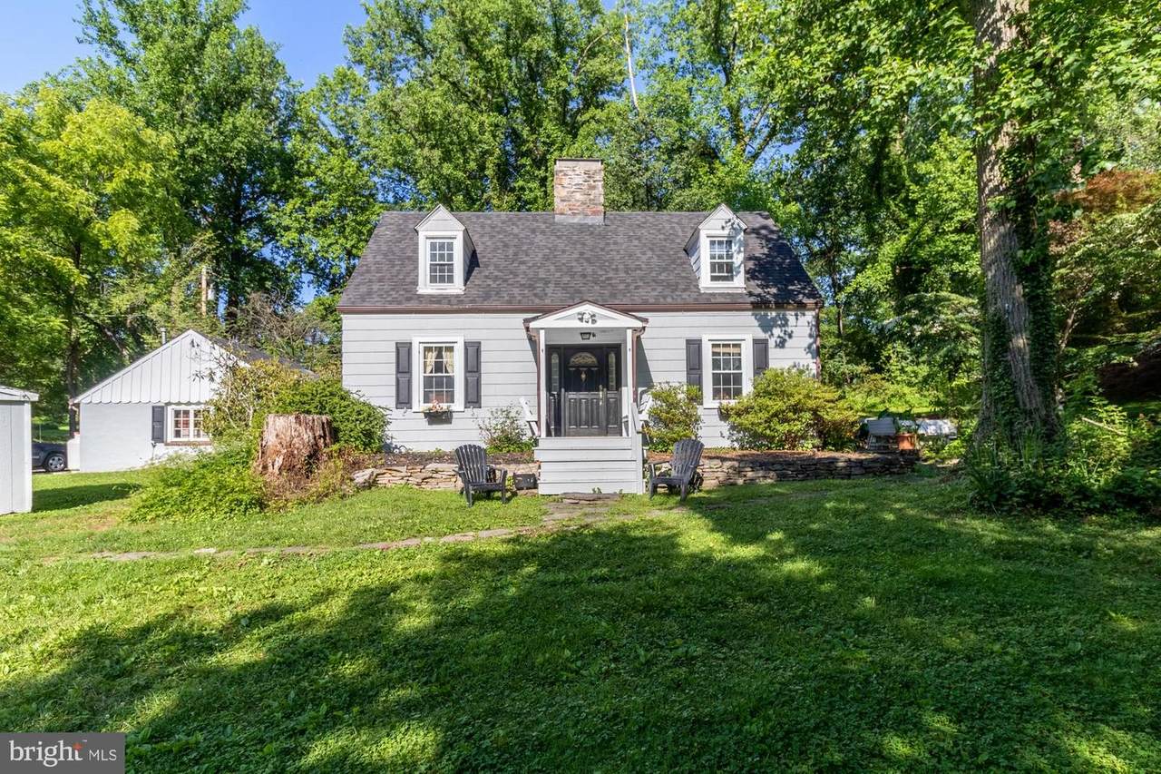 9207 Satyr Hill Road - Photo 1