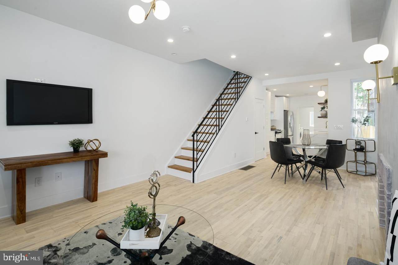 2939 Aramingo Avenue - Photo 1