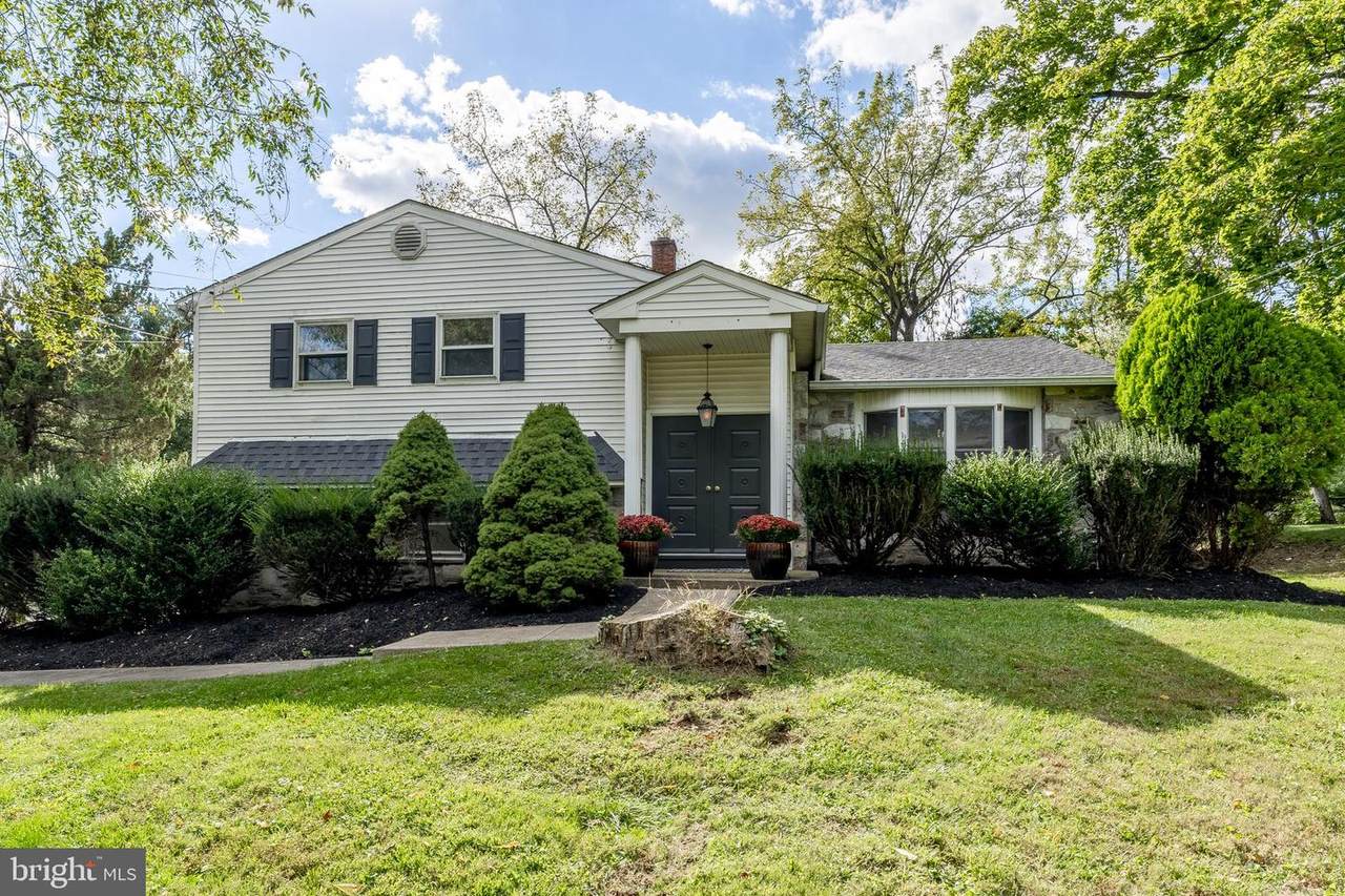 580 Stenton Avenue - Photo 1
