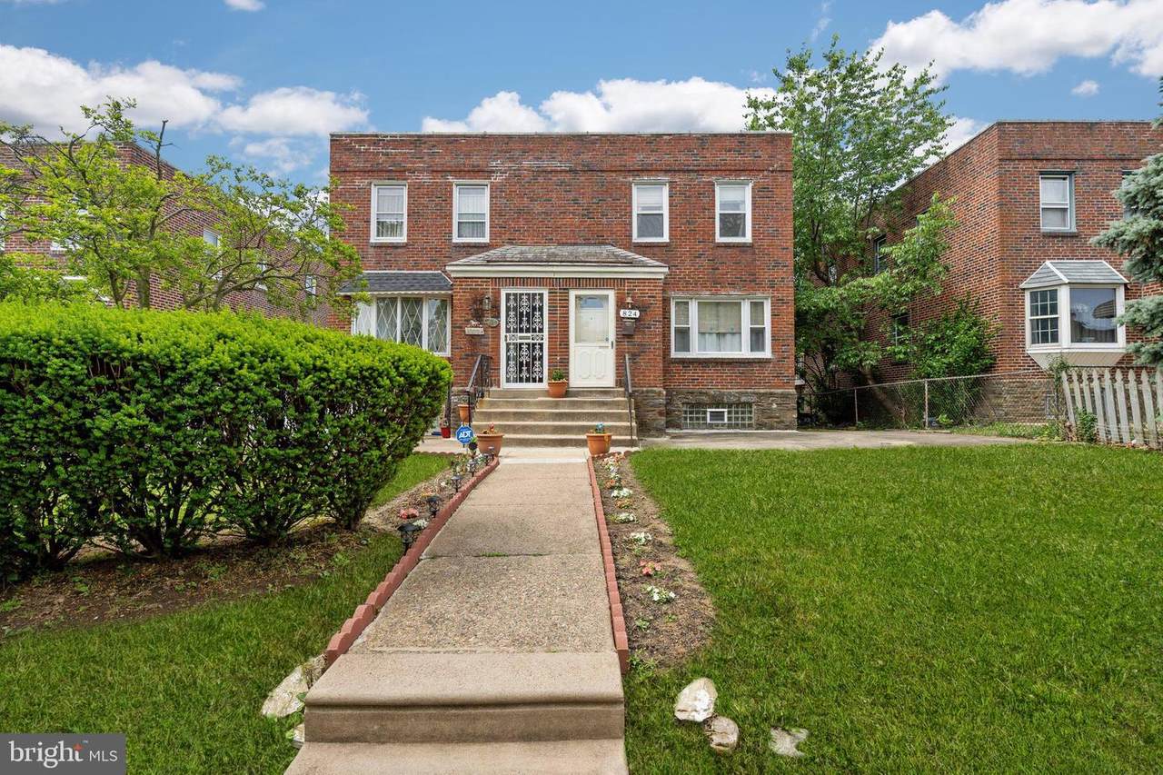 824 Disston Street - Photo 1