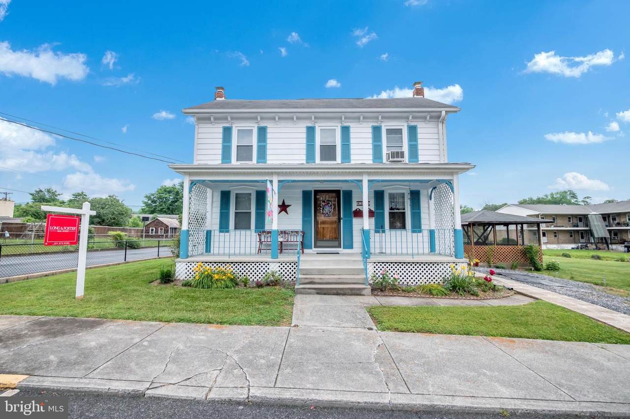 101 East Street - Photo 1