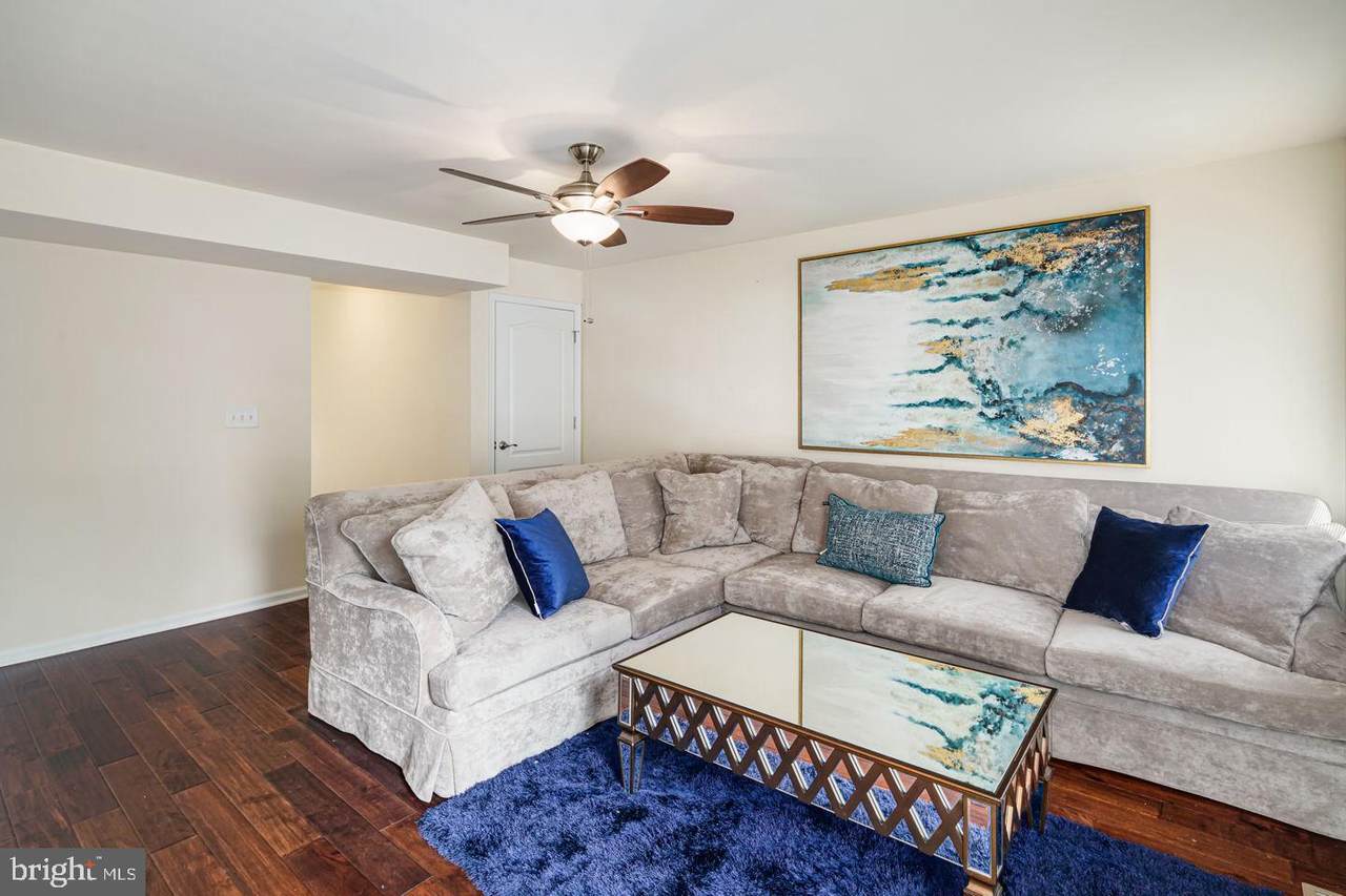 35 Regency Court - Photo 1