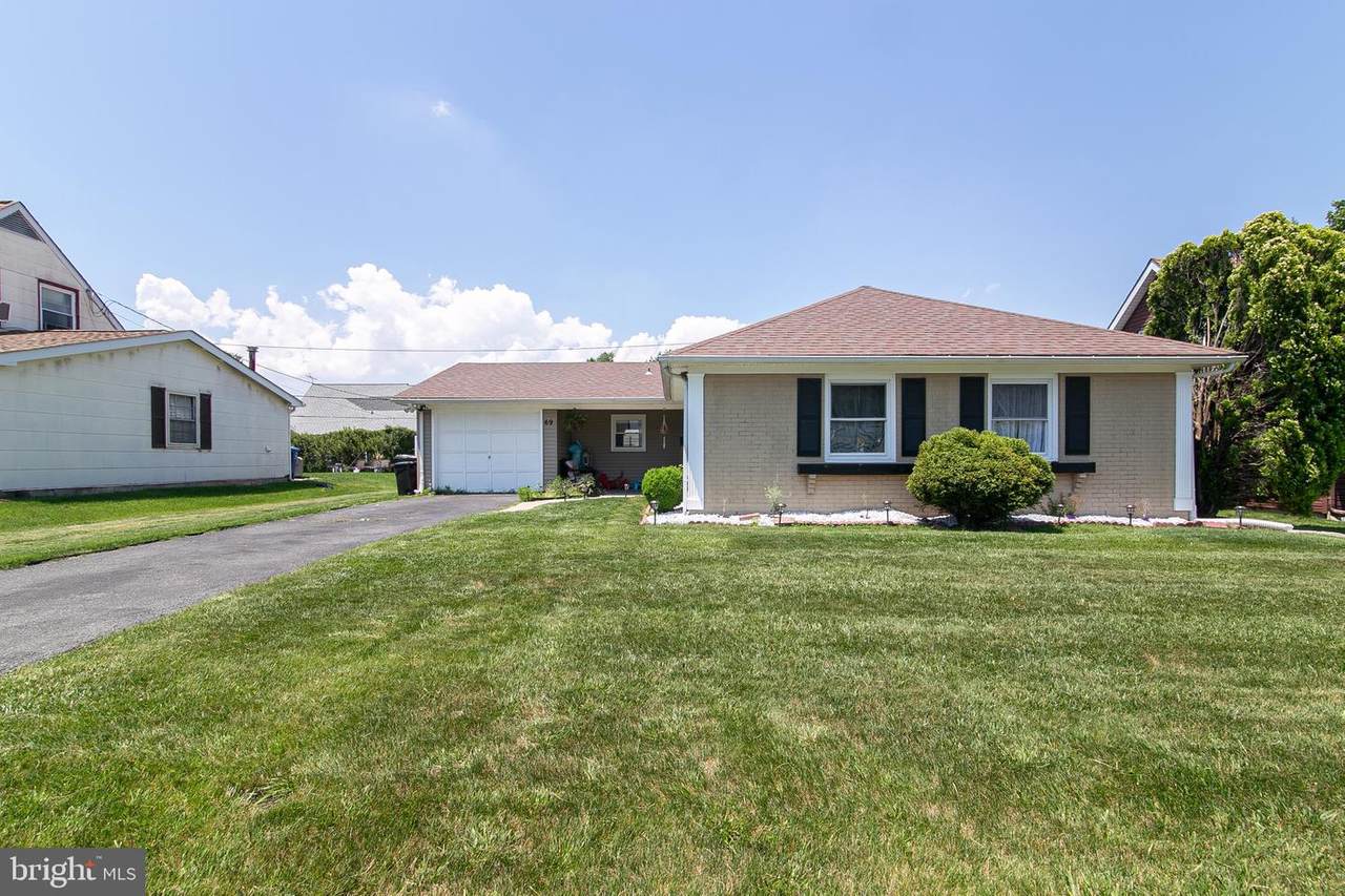 69 Middleton Lane - Photo 1