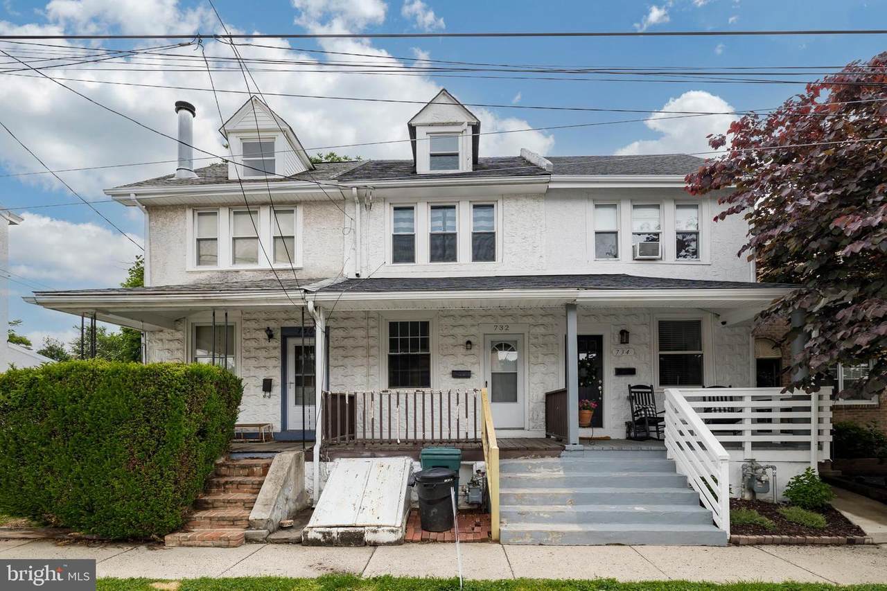 732 Hector Street - Photo 1
