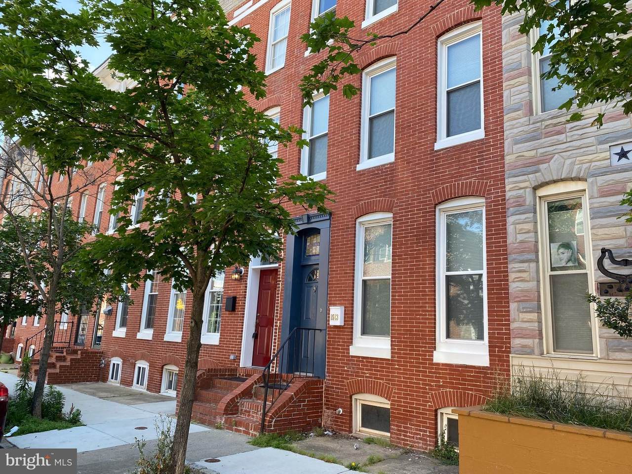 1513 Charles Street - Photo 1
