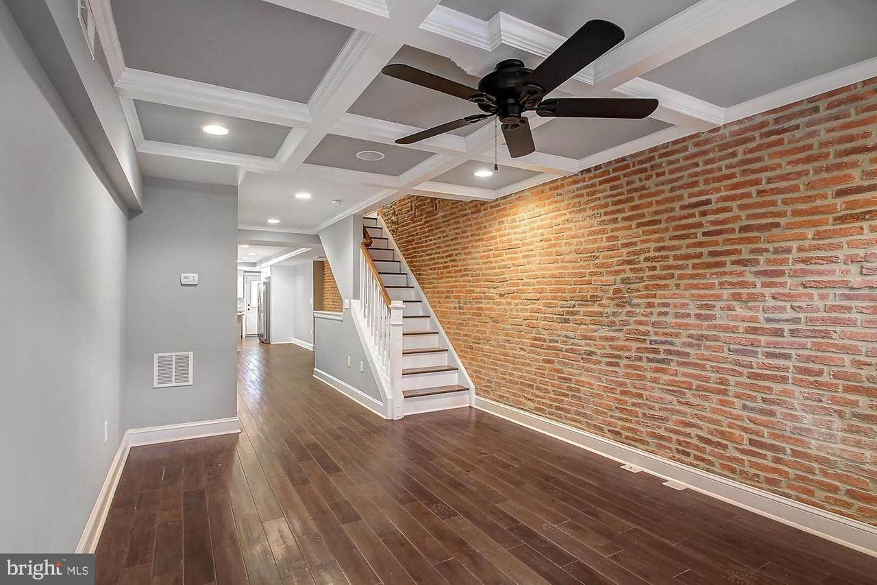 1726 Charles Street - Photo 1