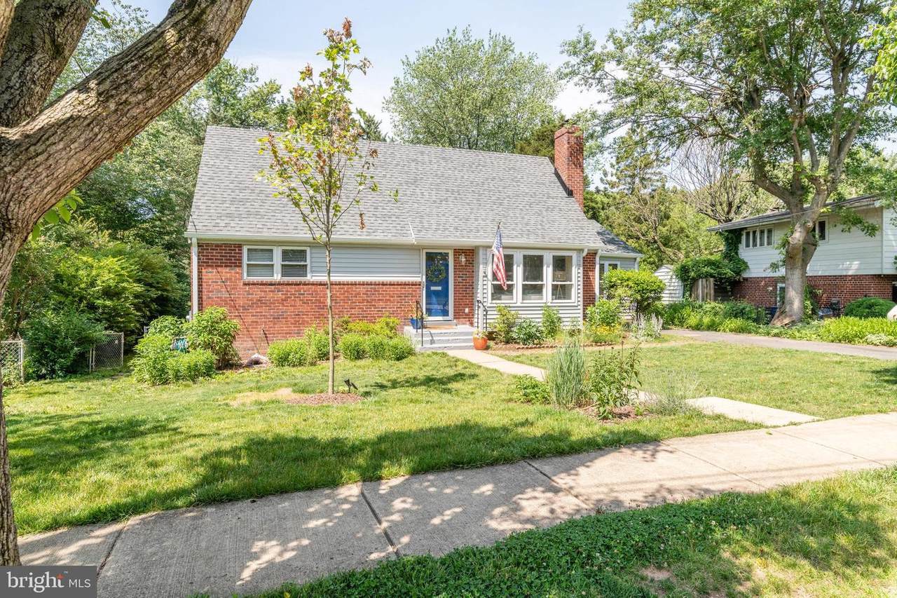 4702 Surry Place - Photo 1