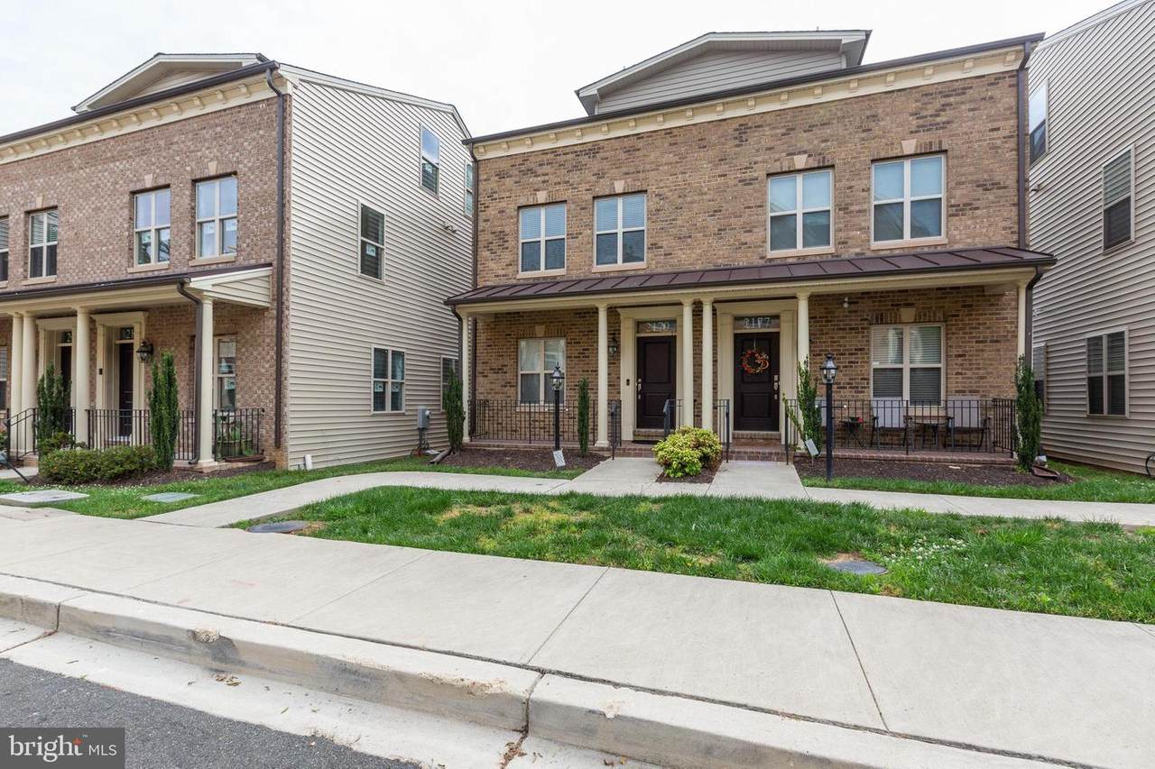 2179 Half Moon Place - Photo 1