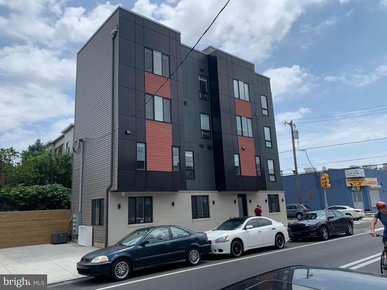 1428 22ND Street - Photo 1